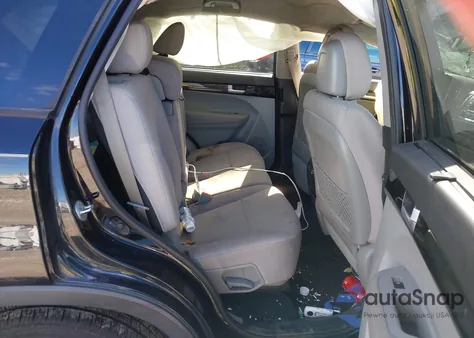 2015 Kia Sorento Lx from USA, damaged, VIN 5XYKT4A63FG592801